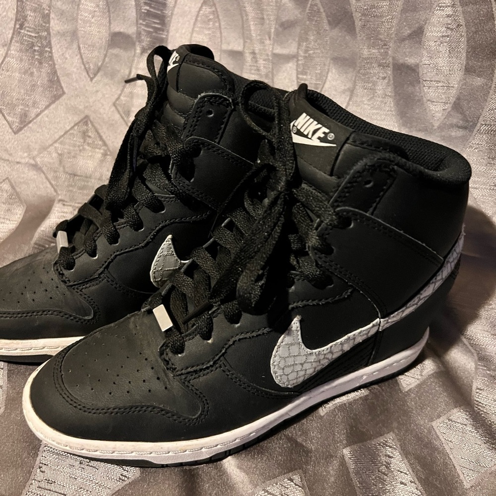 Nike🖤Dunk Sky Hi Hidden Wedge Heel High “Grey Black”- Wms Size 8 - EUC
